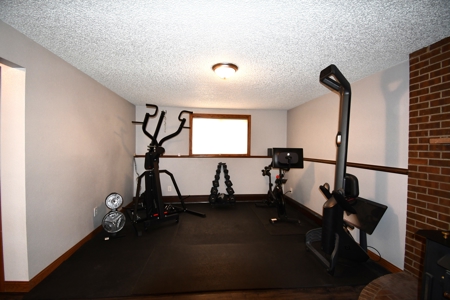 4 Bedrooms 2 Bath Home in Glendive, MT - image 21