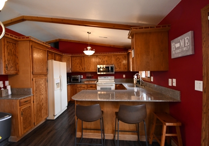 4 Bedrooms 2 Bath Home in Glendive, MT - image 3