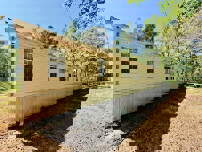 Doublewide Country Home on Acreage in Saltillo, Mississippi - image 28