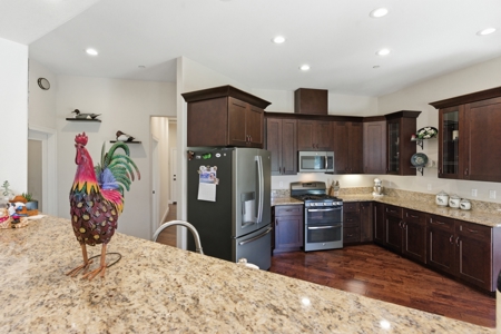 Gorgeous Custom Country Home 20 Acres Vacaville, CA Pond! - image 12