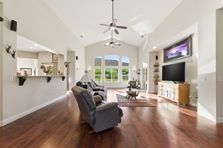 Gorgeous Custom Country Home 20 Acres Vacaville, CA Pond! - image 7