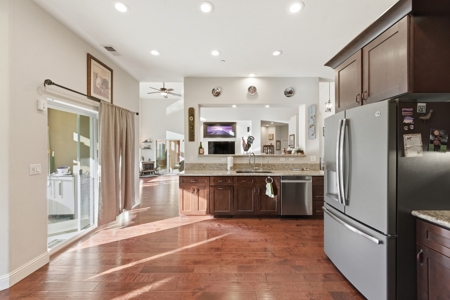 Gorgeous Custom Country Home 20 Acres Vacaville, CA Pond! - image 16