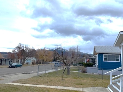 Beautiful Townhome For Sale in the Heart of Livingston, MT - image 24