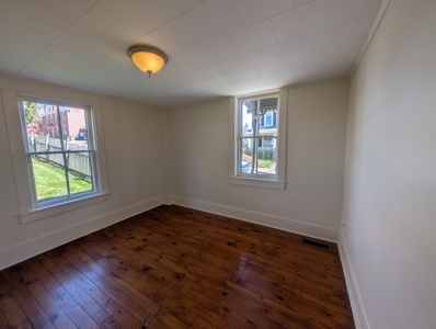 Charming Historic Home in Somerset Village - image 20