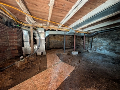 Charming Historic Home in Somerset Village - image 3