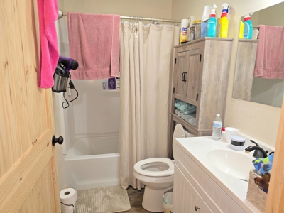 Acreage and Home for Sale in Hugo, Oklahoma - image 19