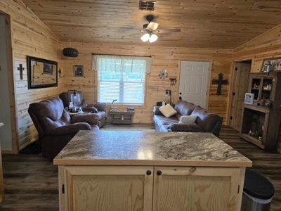 Acreage and Home for Sale in Hugo, Oklahoma - image 9