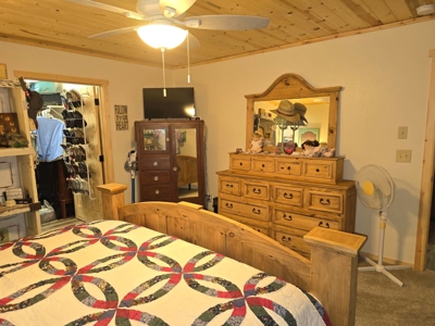 Acreage and Home for Sale in Hugo, Oklahoma - image 16