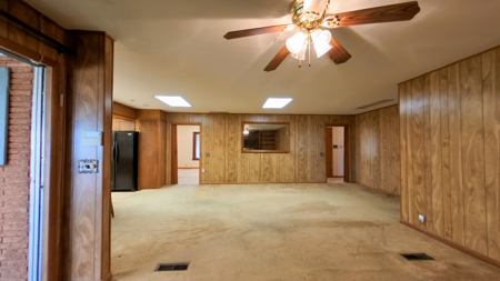 Large Three Bedroom Home For Sale!! - image 9
