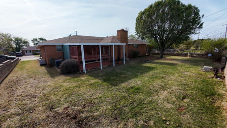 Large Three Bedroom Home For Sale!! - image 24