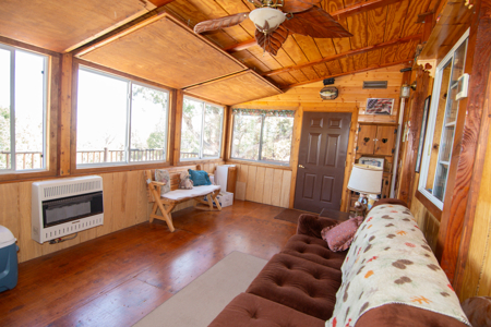 Off-grid Mountain Retreat for Sale in Northern Arizona - image 11