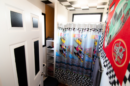 Off-grid Mountain Retreat for Sale in Northern Arizona - image 25