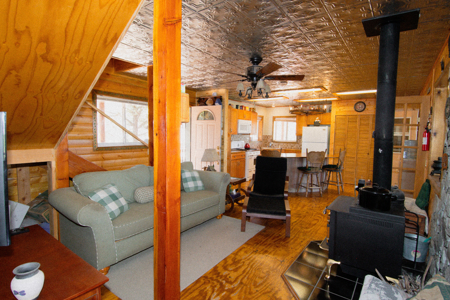 Off-grid Mountain Retreat for Sale in Northern Arizona - image 8