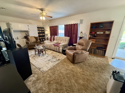 Charming Brick Home in East Texas - image 20