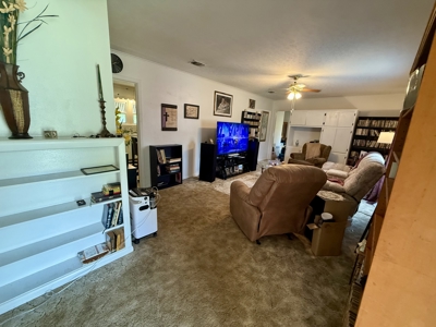 Charming Brick Home in East Texas - image 19