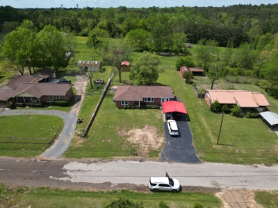 Charming Brick Home in East Texas - image 11