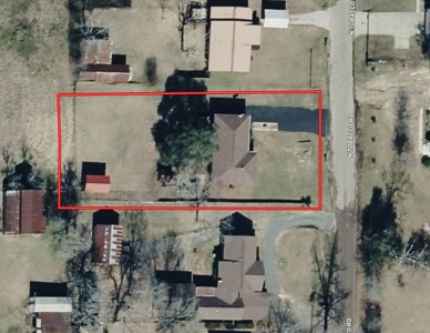 Charming Brick Home in East Texas - image 7