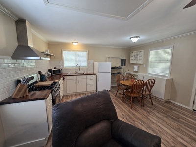 Cabin & 7 Acres – Near National Forest - image 17