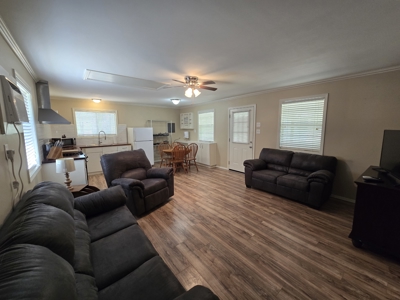 Cabin & 7 Acres – Near National Forest - image 18