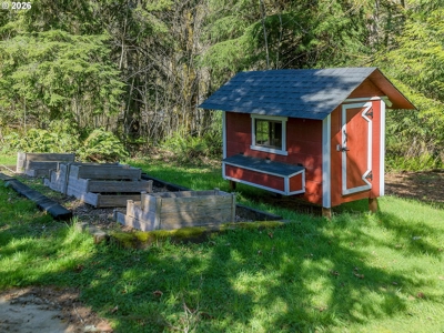 Private 2-Acre Retreat Near Lewis River - image 10