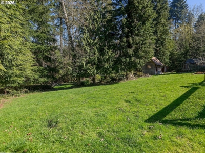 Private 2-Acre Retreat Near Lewis River - image 6