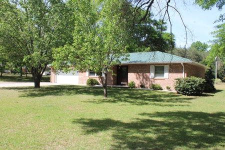 Brick Home with Workshop in Cheraw, SC - image 32