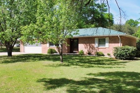 Brick Home with Workshop in Cheraw, SC - image 34