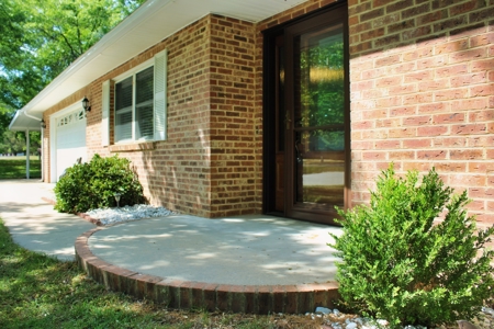 Brick Home with Workshop in Cheraw, SC - image 33