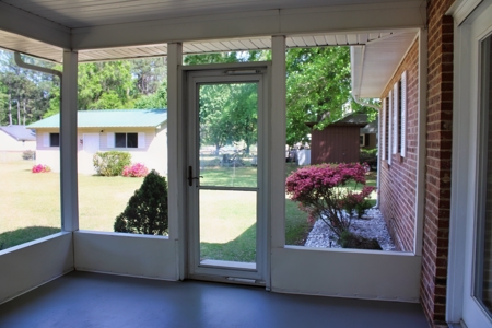 Brick Home with Workshop in Cheraw, SC - image 23