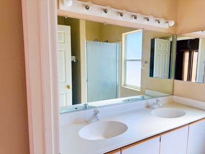 2BR/2BA with Garage & Private Yard – Kingman - image 33