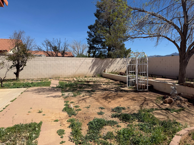 2BR/2BA with Garage & Private Yard – Kingman - image 42