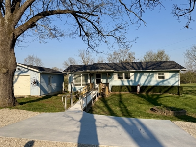 Beautiful 4 Bedroom Home for Sale in Salem, Missouri - image 29