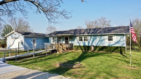 Beautiful 4 Bedroom Home for Sale in Salem, Missouri - image 25