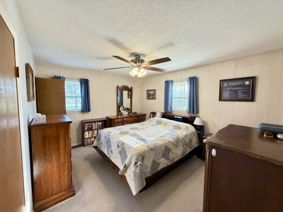 Beautiful 4 Bedroom Home for Sale in Salem, Missouri - image 14