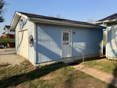 Beautiful 4 Bedroom Home for Sale in Salem, Missouri - image 30