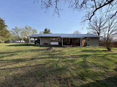 Move-In Ready 3 Bedroom Home for Sale in Salem, Missouri - image 5