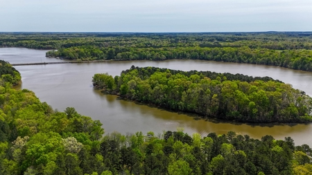 Kerr Lake Living with Dock Access & Boat Slip - image 5
