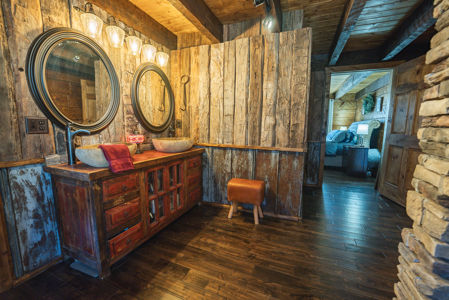 Custom Log Cabin for Sale in Hillsville, VA - image 14