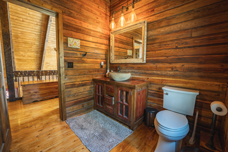 Custom Log Cabin for Sale in Hillsville, VA - image 22