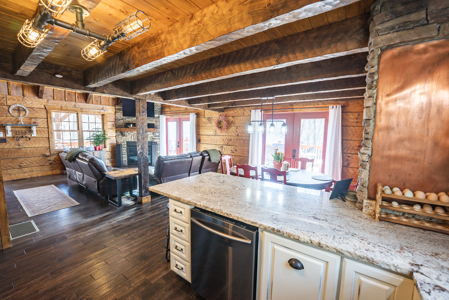 Custom Log Cabin for Sale in Hillsville, VA - image 31