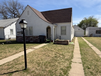 Perfect Starter Home at an Unbeatable Price! - image 1