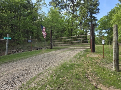 Country Home & Turnkey Recreational Property - image 47