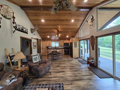 Country Home & Turnkey Recreational Property - image 8