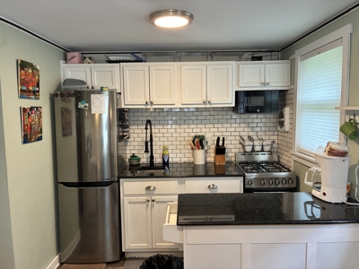 Charming Cottage in Marlin, Texas - image 1