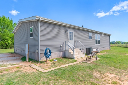 3BR-2BA Home on 1.5 Acres in Winnsboro Wood County in East Texas - image 29