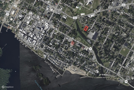 Home in Town in Washington, NC - Near Jack's Creek - image 2