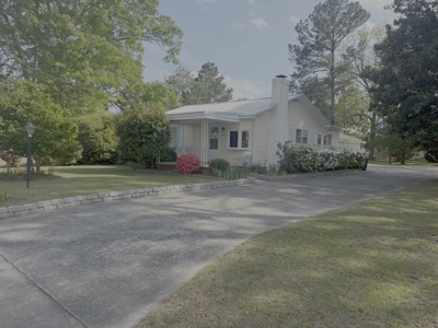 Home in Town in Washington, NC - Near Jack's Creek - image 34