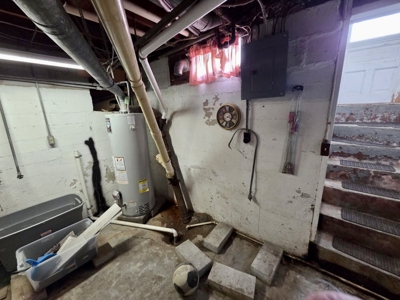 5 Bedroom, 2 Bath Home for Sale in Chanute, KS - image 6