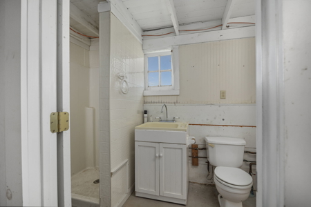 4 Bed 3 Bath Historic Home for Sale! - image 48