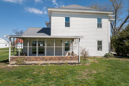 4 Bed 3 Bath Historic Home for Sale! - image 5